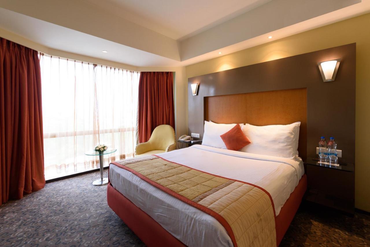 The Golkonda Hotel Hyderabad Exterior foto